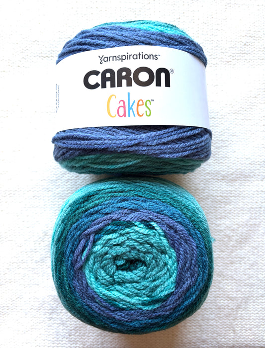 Caron Cakes Self Striping Aran Yarn 200g : Wool Blend : BLUEBERRY SHORTCAKE - 1 cake