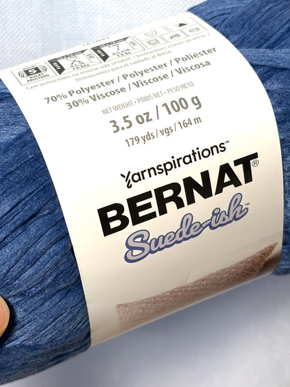 2 Balls x 100g Bernat Suede-ish Yarn : Colour Ocean : Bulky yarn