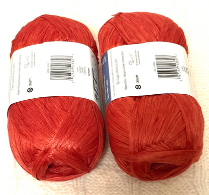 2 Balls x 100g Bernat Suede-ish Yarn : Colour Garnet : Bulky yarn