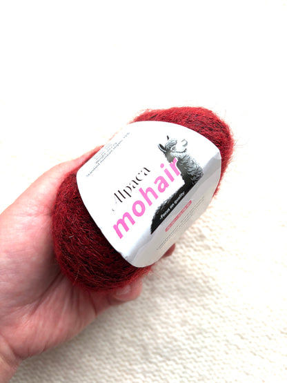 6 balls x 25g Alpaca Mohair yarn : Mohair + Alpaca + Acrylic : 24 Scarlet