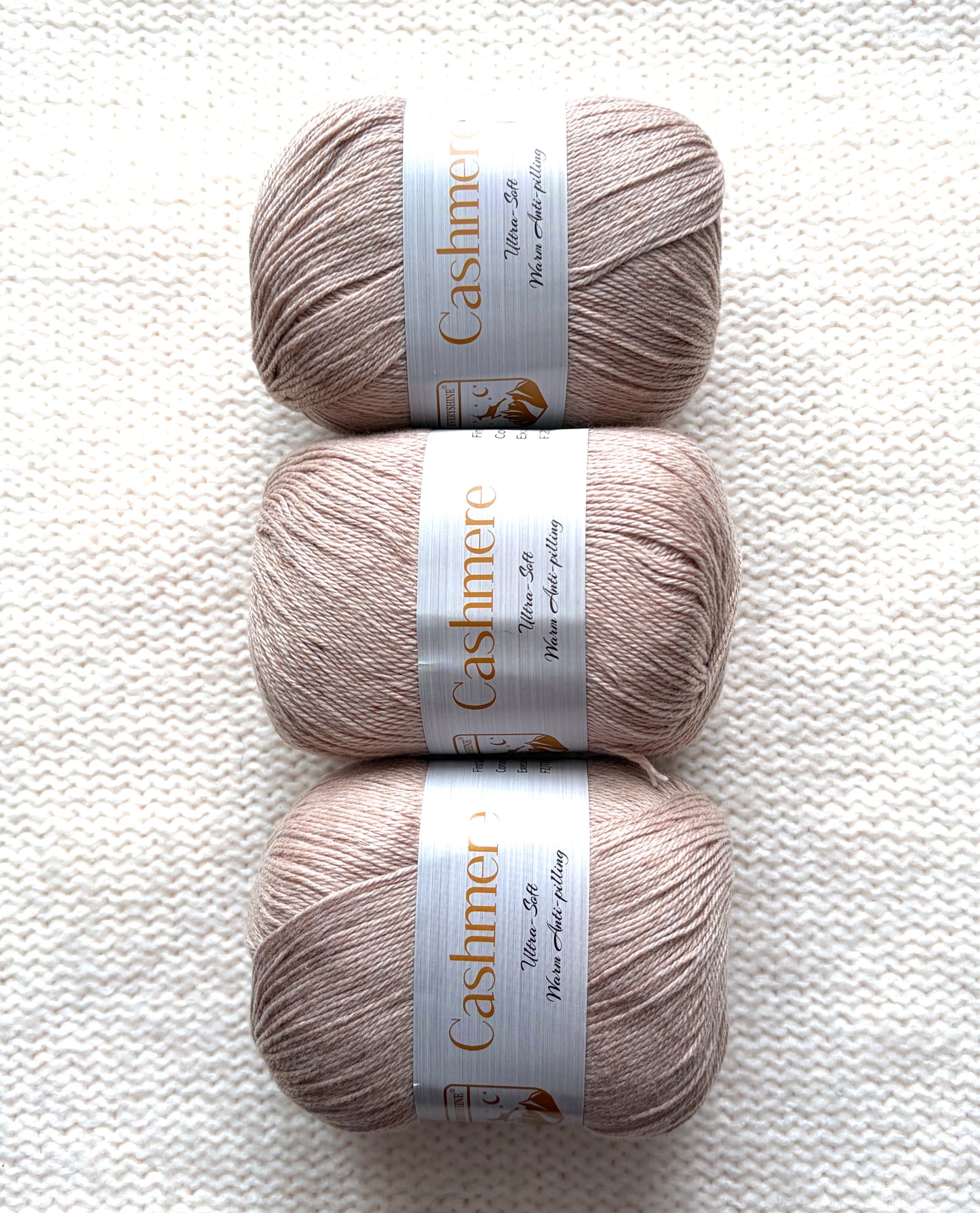 3 balls x 50g Cashmere Ultra Soft Yarn : 80% Cashmere : 04 Tan