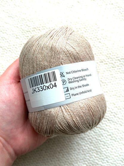 3 balls x 50g Cashmere Ultra Soft Yarn : 80% Cashmere : 04 Tan