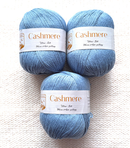3 balls x 50g Cashmere Ultra Soft Yarn : 80% Cashmere : 11 Cornflower Blue