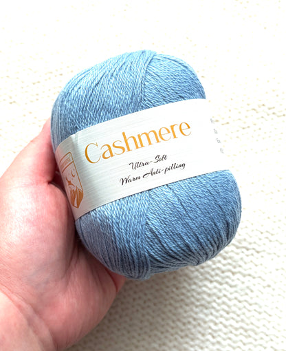 3 balls x 50g Cashmere Ultra Soft Yarn : 80% Cashmere : 11 Cornflower Blue