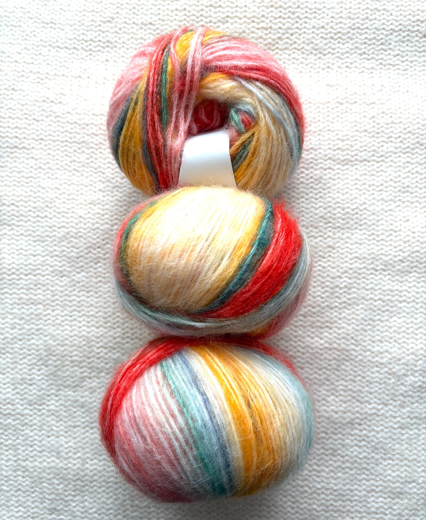 3 balls x 50g Rainbow Gradient Wool Blend Yarn : Colour 14