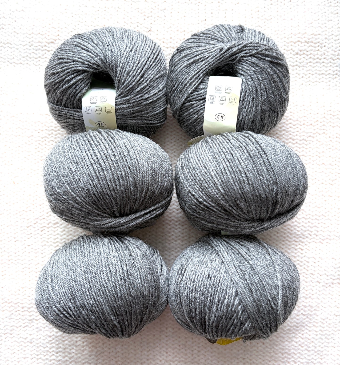 6 balls x 50g Merino Wool yarn : Merino Wool + Polyester : 36 Grey