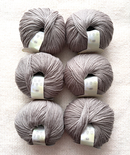 6 balls x 50g Merino Wool yarn : Merino Wool + Polyester : 03 Brown