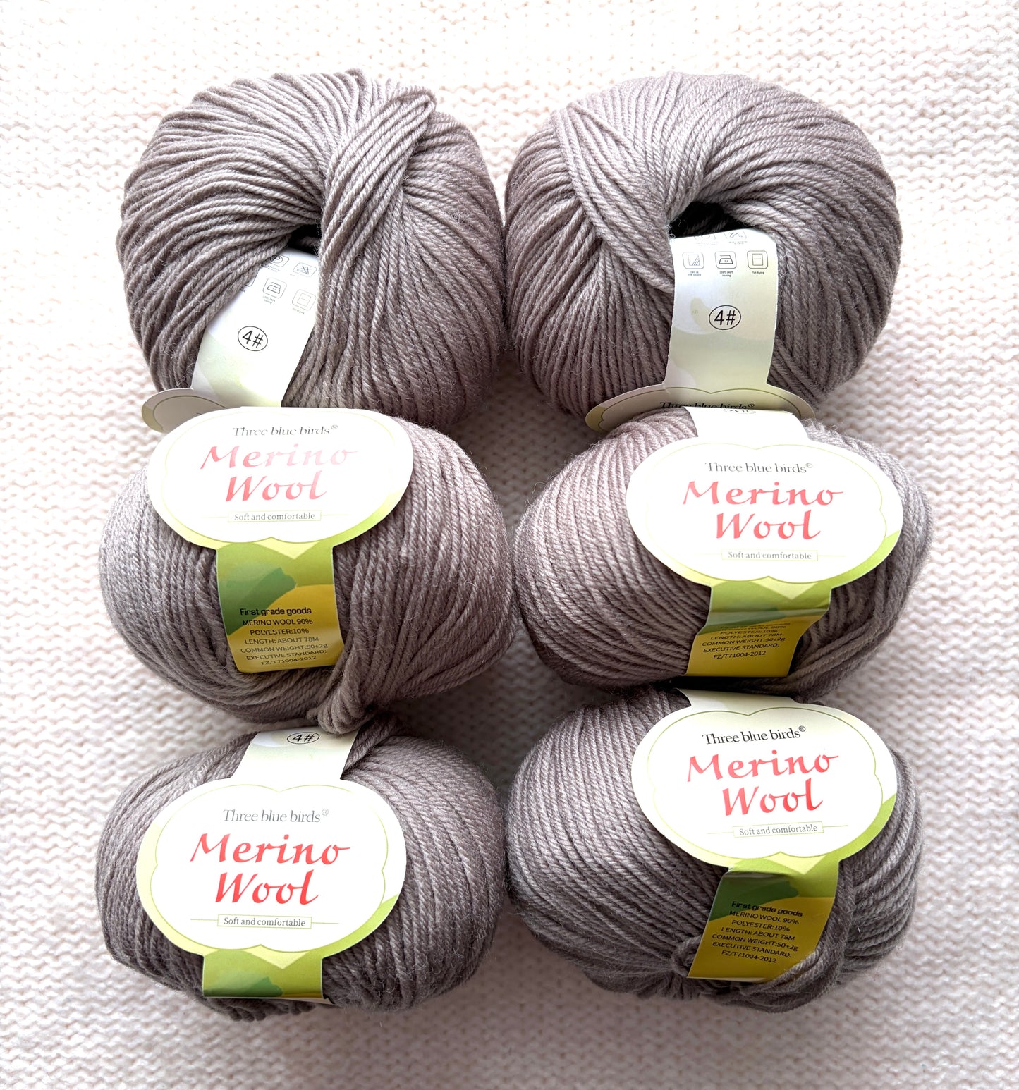 6 balls x 50g Merino Wool yarn : Merino Wool + Polyester : 03 Brown