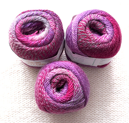 3 balls x 50g Gradient Wool Blend yarn : 80% Wool + Nylon : Pink Purple