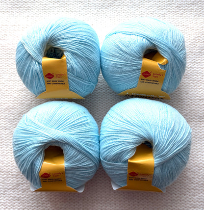 4 balls x 50g Cashmere yarn : 95% Cashmere + 5% Acrylic : 33 Light Blue