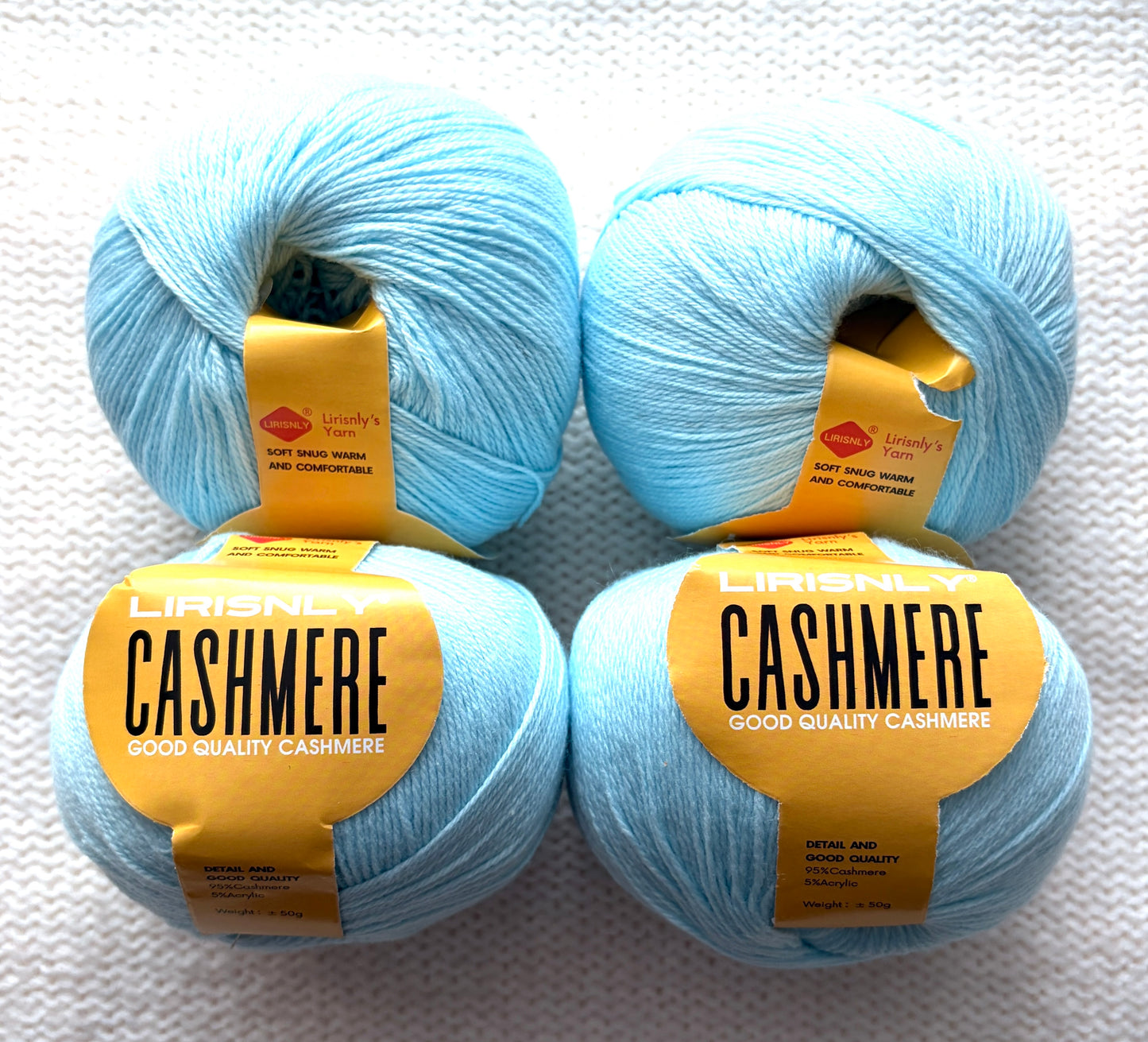 4 balls x 50g Cashmere yarn : 95% Cashmere + 5% Acrylic : 33 Light Blue