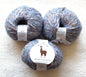 3 balls x 50g Alpaca yarn : 90% Alpaca + 10% Anti Pilling Fiber : 04 Blue