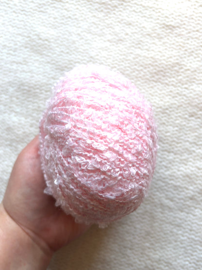 3 balls x 50g Alpaca Blend Yarn : 60% Alpaca : 07 Light Pink