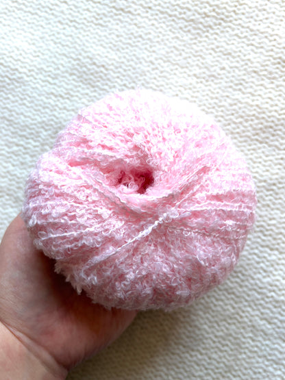 3 balls x 50g Alpaca Blend Yarn : 60% Alpaca : 07 Light Pink