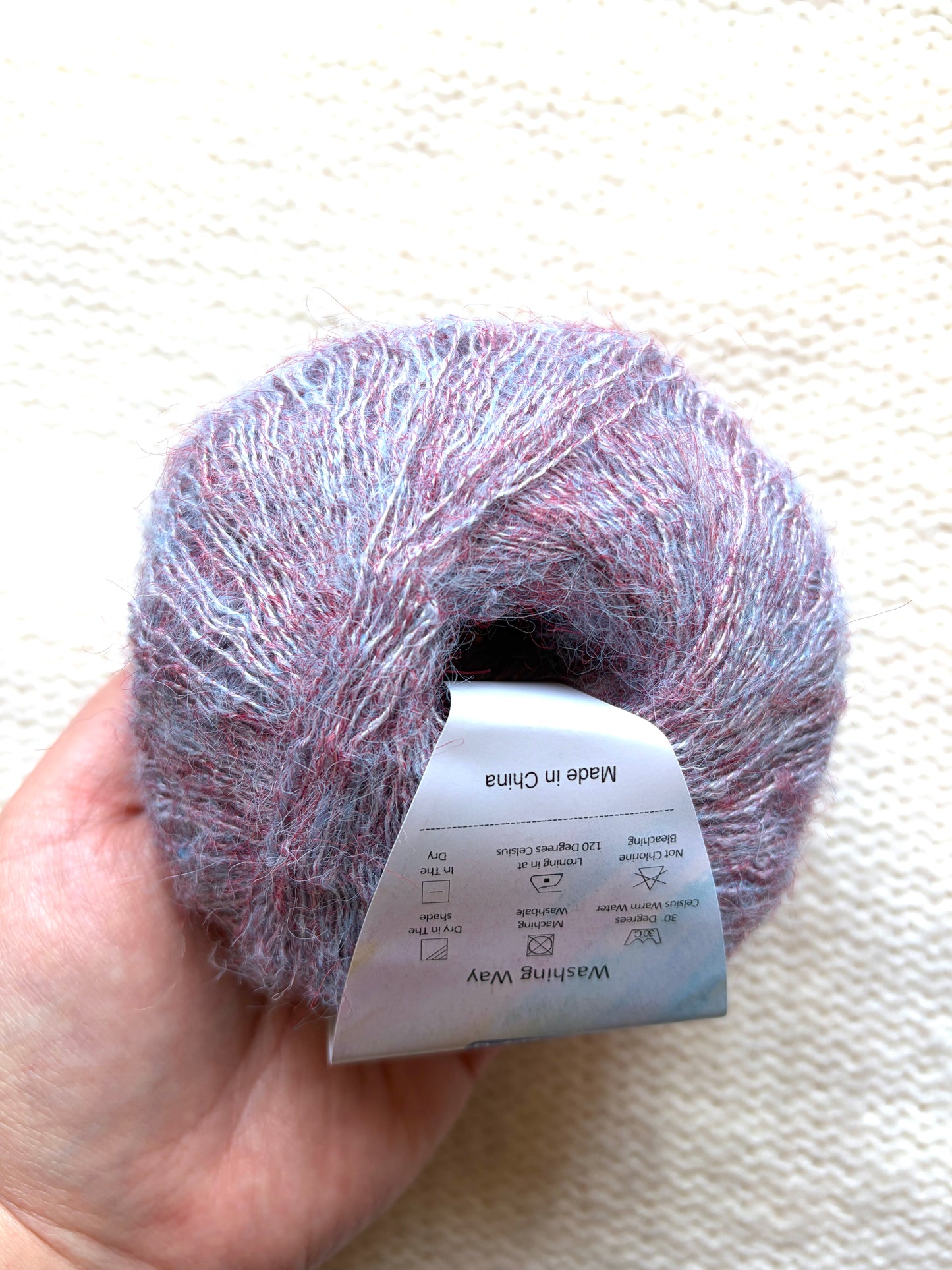 6 balls x 25g Alpaca Mohair yarn : Mohair + Alpaca + Acrylic : Colour 13 Lilac