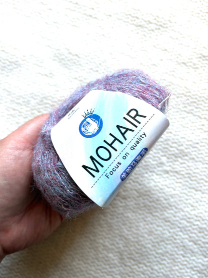 6 balls x 25g Alpaca Mohair yarn : Mohair + Alpaca + Acrylic : Colour 13 Lilac