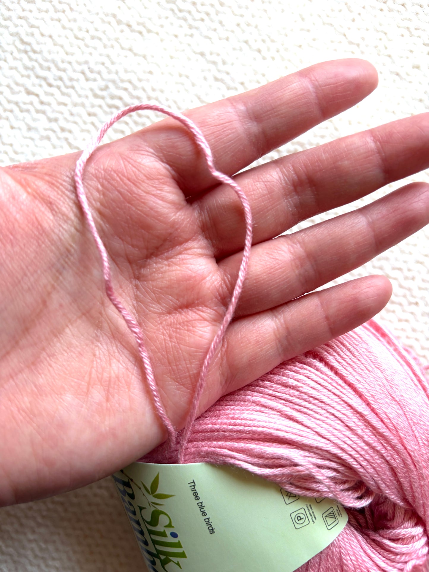 5 balls x 50g Cashmere Silk yarn : Cashmere + Silk + Bamboo fiber : 20 Rose Pink