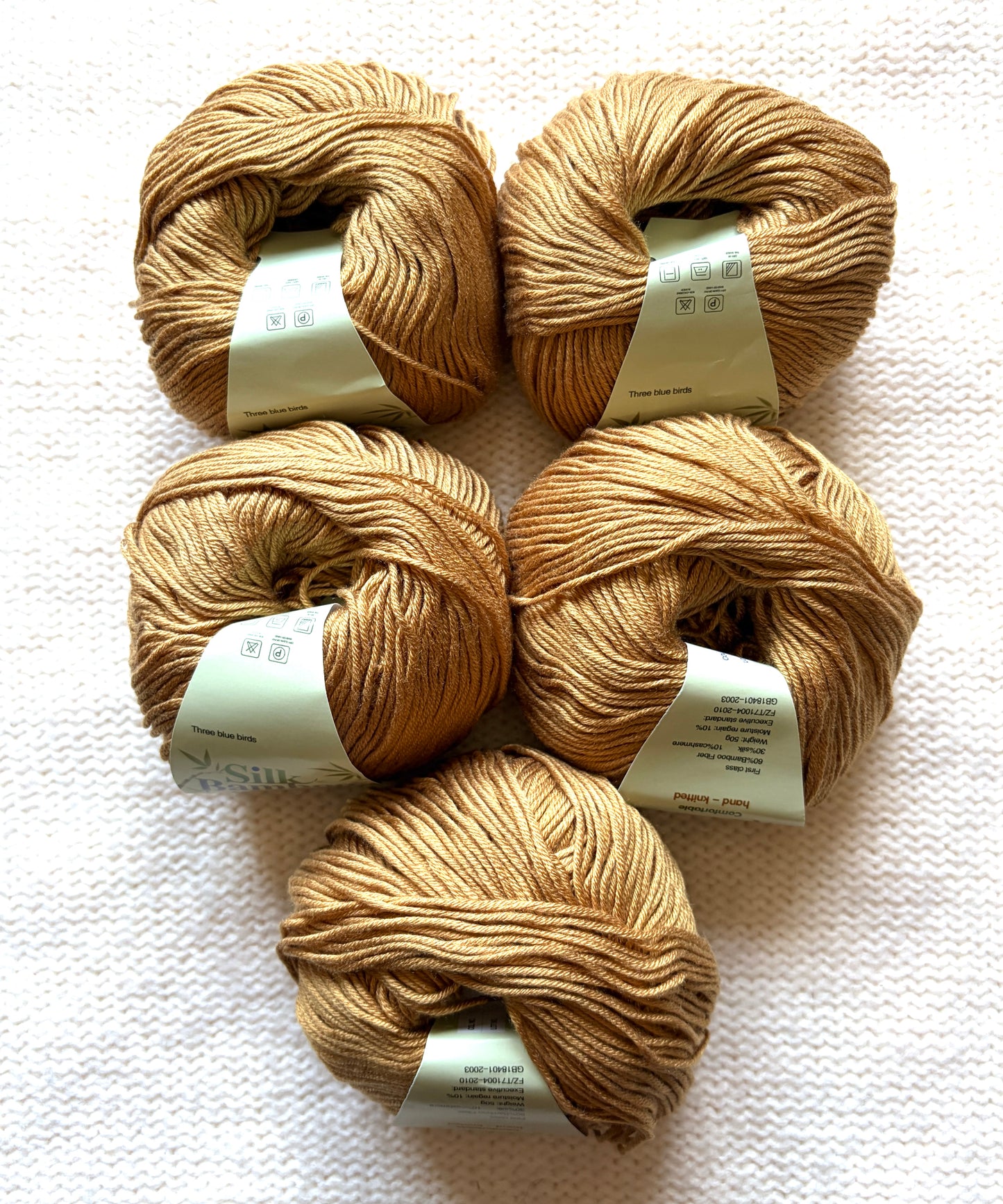 5 balls x 50g Cashmere Silk yarn : Cashmere + Silk + Bamboo fiber : 16 Caramel