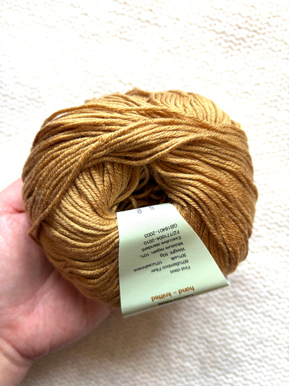 5 balls x 50g Cashmere Silk yarn : Cashmere + Silk + Bamboo fiber : 16 Caramel