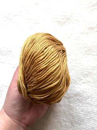 5 balls x 50g Cashmere Silk yarn : Cashmere + Silk + Bamboo fiber : 16 Caramel