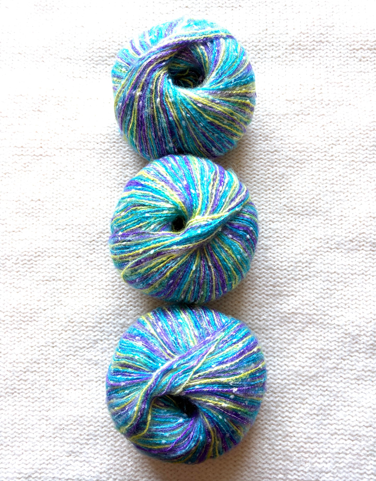 3 balls x 50g Mohair Blend yarn : Mohair + Polyamide + Acrylic : Blue Purple