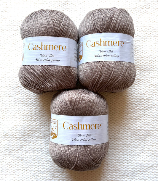 3 balls x 50g Cashmere Ultra Soft Yarn : 80% Cashmere : 23 Chocolate