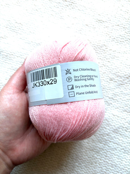 3 balls x 50g Cashmere Ultra Soft Yarn : 80% Cashmere : 29 Bubblegum Pink