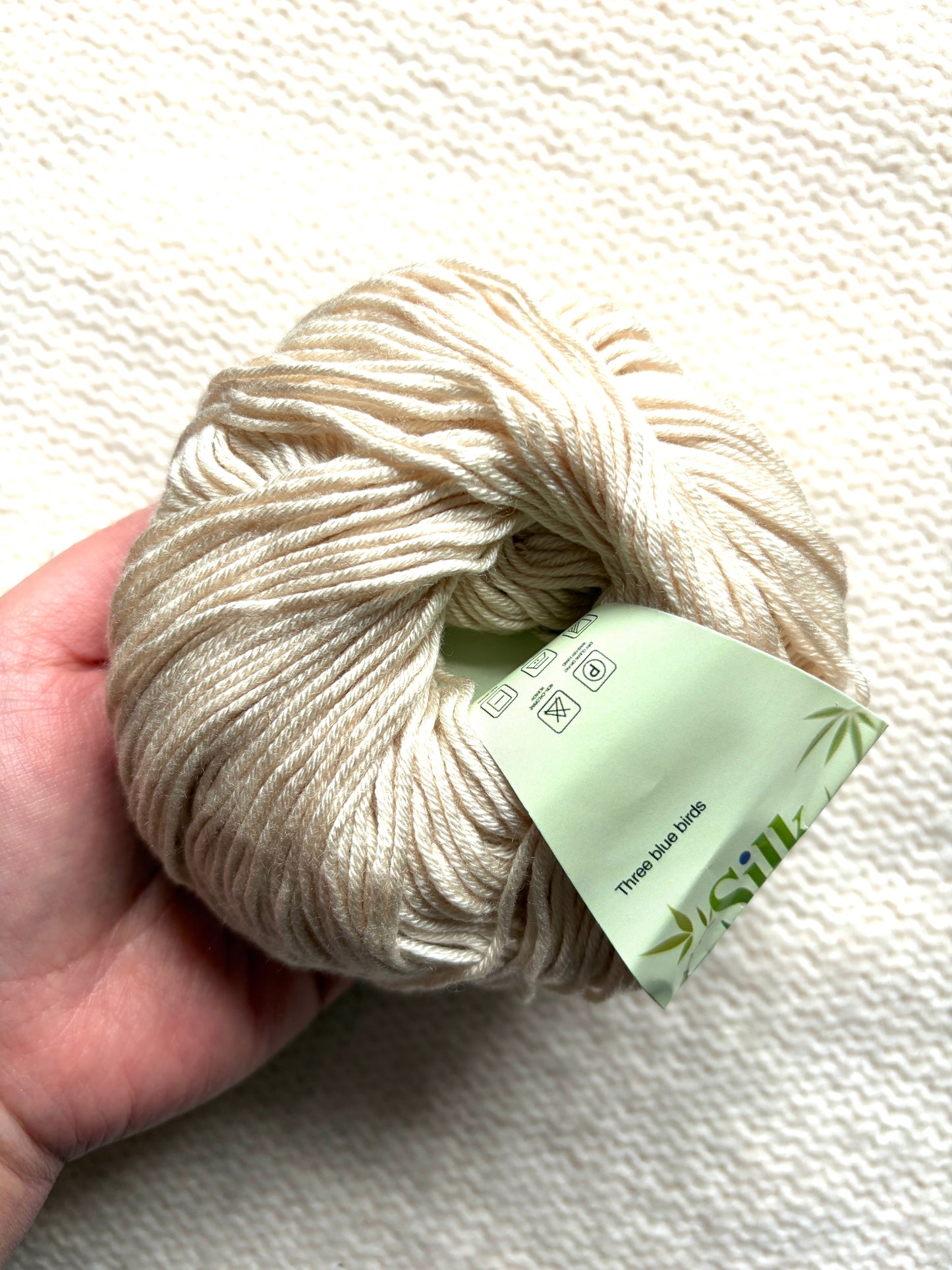 5 balls x 50g Cashmere Silk yarn : Cashmere + Silk + Bamboo fiber : 03 Cream