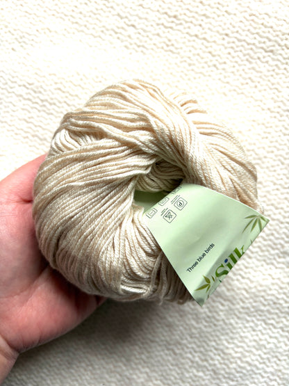 5 balls x 50g Cashmere Silk yarn : Cashmere + Silk + Bamboo fiber : 03 Cream