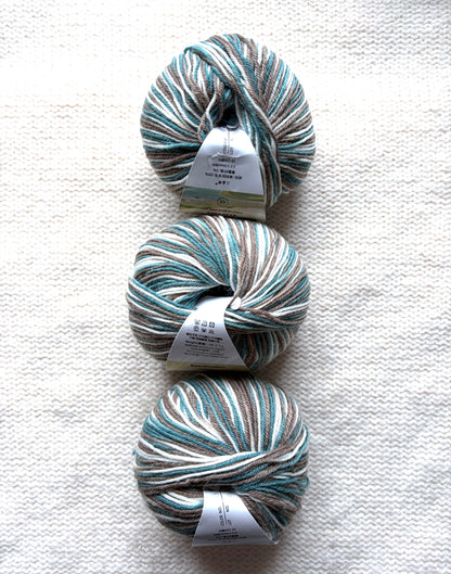 3 balls x 50g Fancy Wool Blend  yarn : 95% Wool : Colour 07 Coastal Breeze