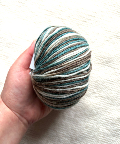3 balls x 50g Fancy Wool Blend  yarn : 95% Wool : Colour 07 Coastal Breeze