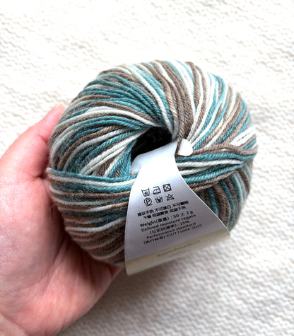3 balls x 50g Fancy Wool Blend  yarn : 95% Wool : Colour 07 Coastal Breeze