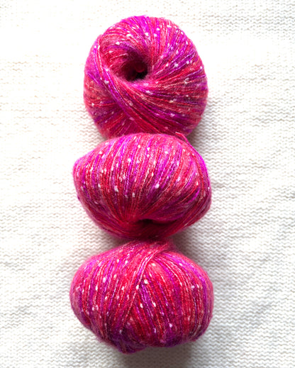 3 balls x 50g Mohair Blend yarn : Mohair + Polyamide + Acrylic : 23 Pink Red