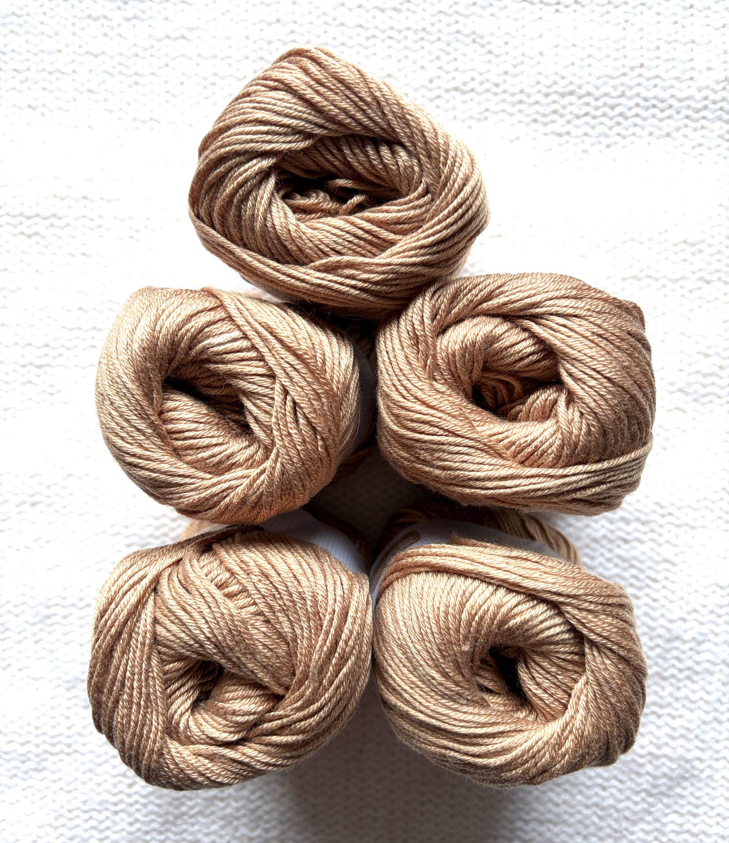 5 balls x 50g Cashmere Silk yarn : 60% Cashmere + 40% Silk : 58 Caramel