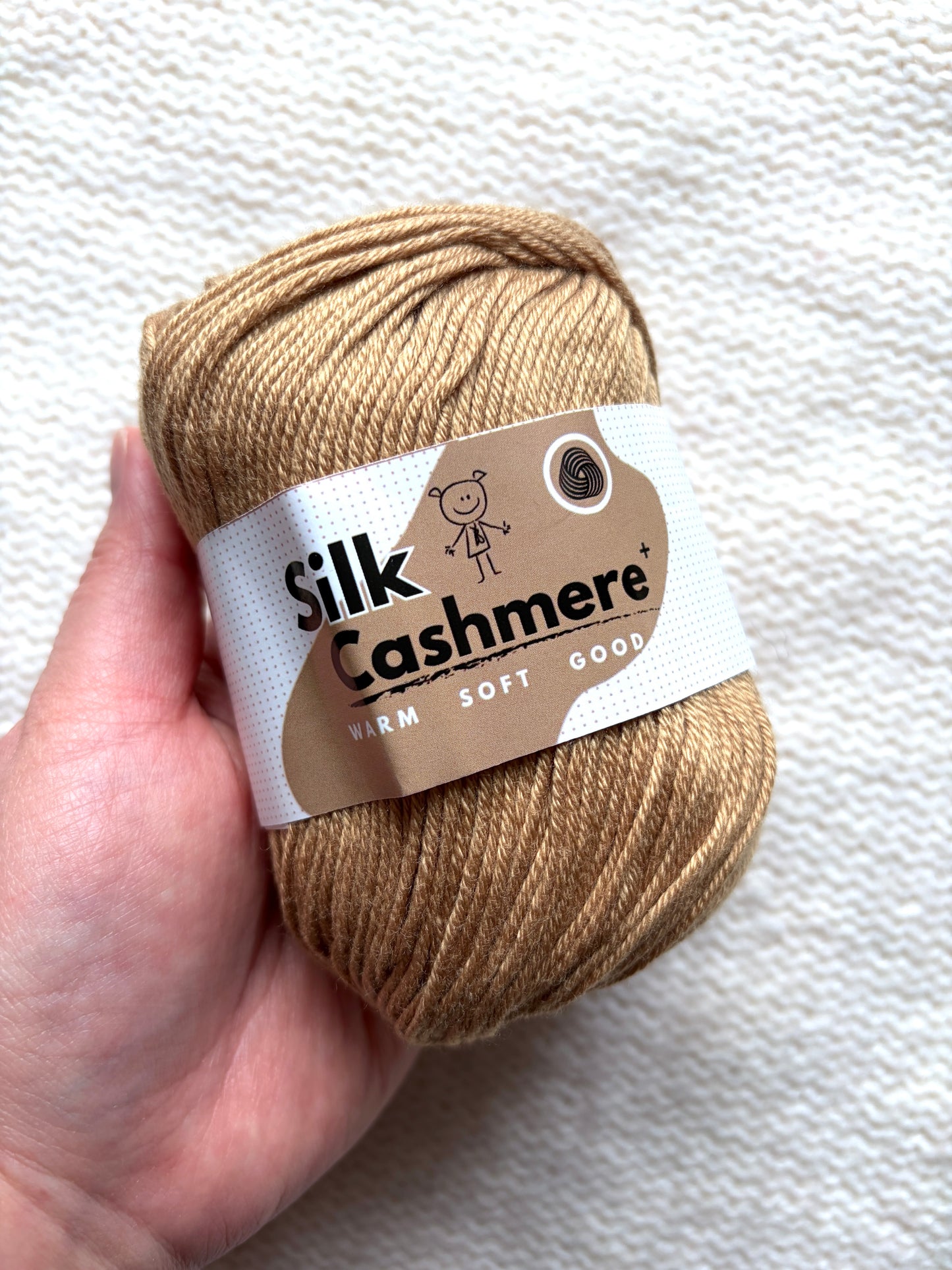 5 balls x 50g Cashmere Silk yarn : 60% Cashmere + 40% Silk : 58 Caramel