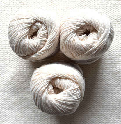 3 balls x 50g Cashmere Ultra Soft Yarn : 80% Cashmere : 02 Cream