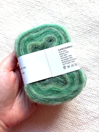 3 cakes x 50g Gradient Mohair Silk Yarn : Mohair + Silk+ Polyester : 05 Green