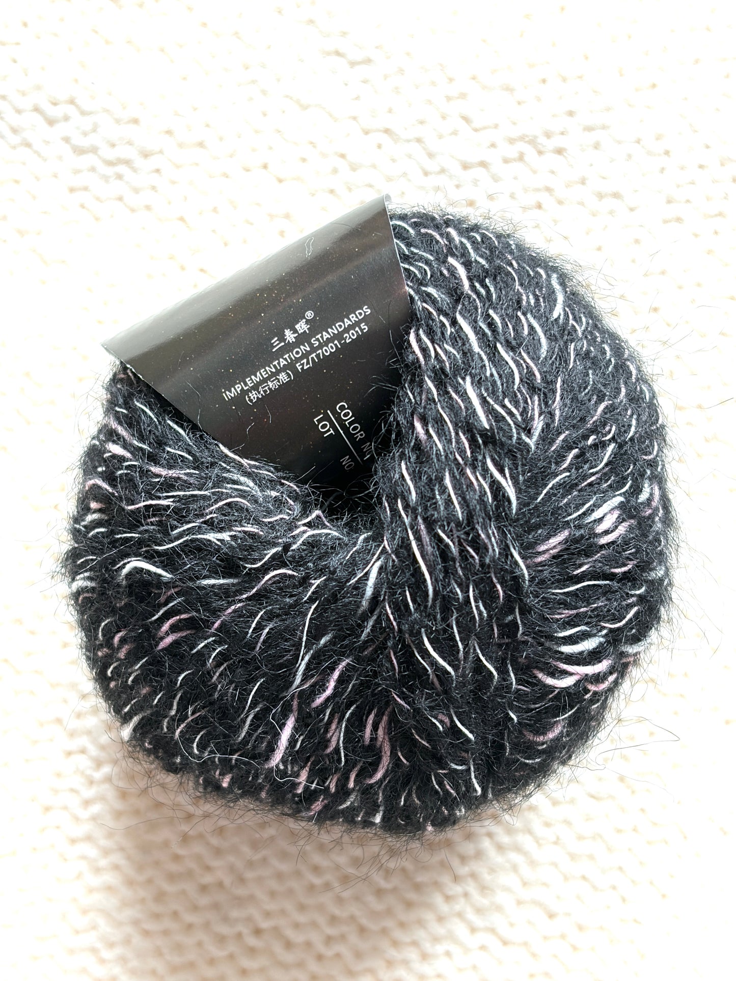6 balls x 25g Alpaca Mohair yarn : Mohair + Alpaca + Polyester : 15 Black
