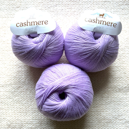 3 balls x 50g Cashmere yarn : 100% Cashmere : 24 Wisteria