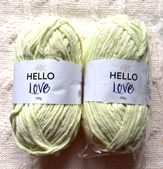 2 balls x 100g Hello Love Chenille Yarn Super Bulky Polyester - Pale Green