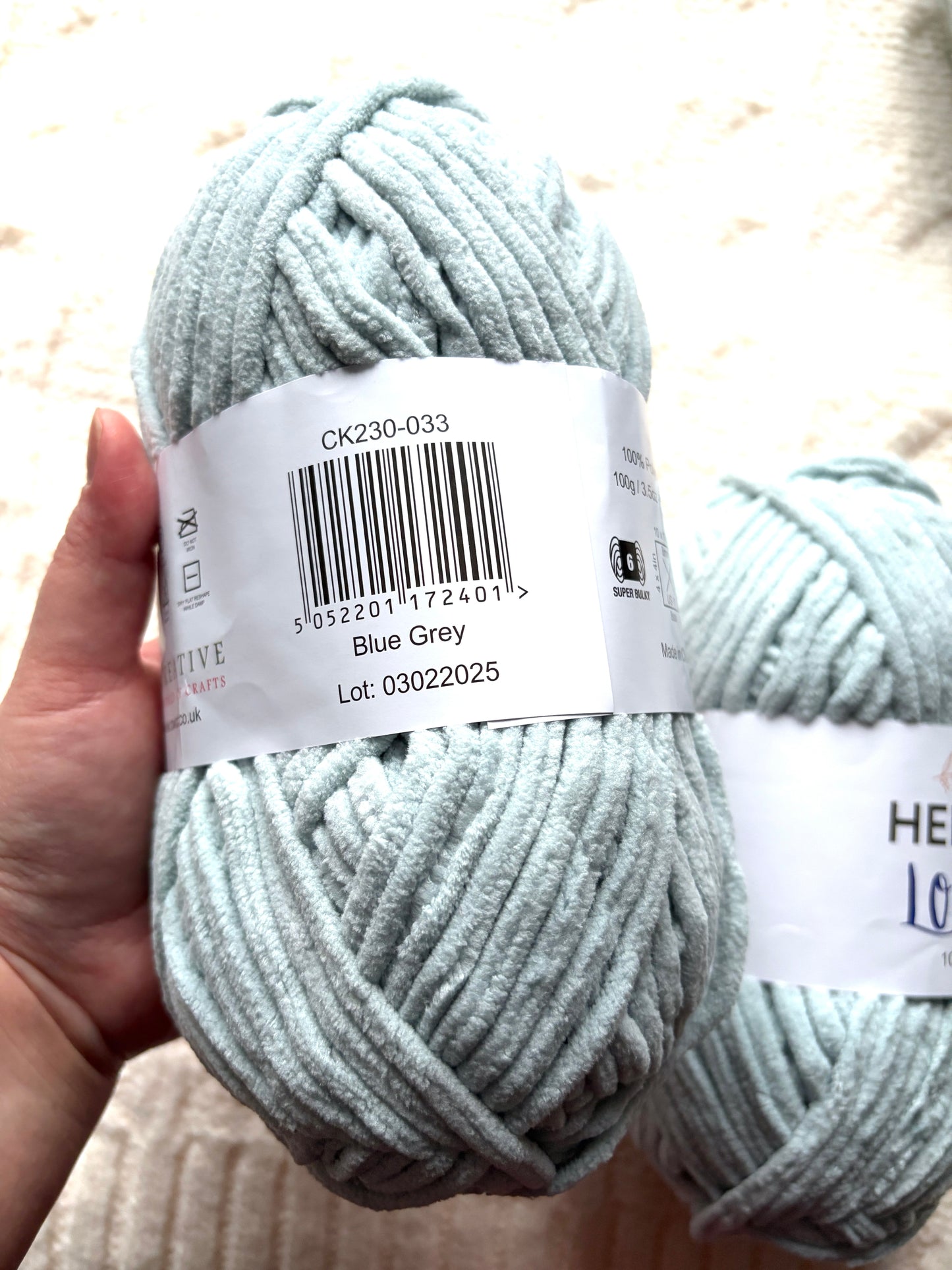 2 balls x 100g Hello Love Chenille Yarn Super Bulky Polyester - Blue Grey