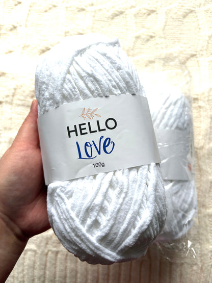 2 balls x 100g Hello Love Chenille Yarn Super Bulky Polyester - White