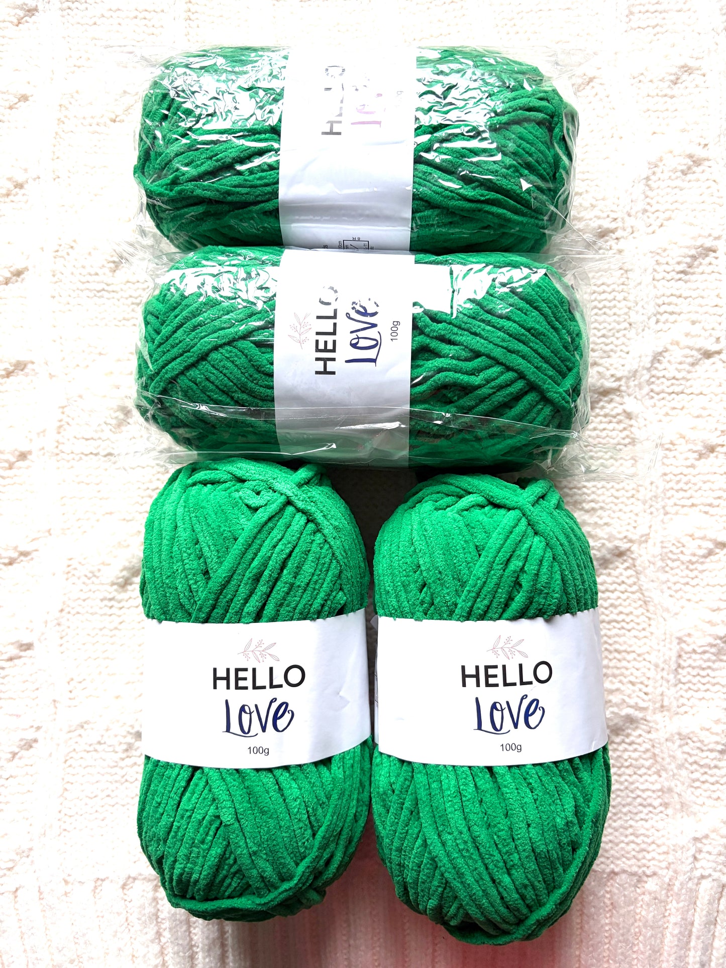 2 balls x 100g Hello Love Chenille Yarn Super Bulky Polyester - Green
