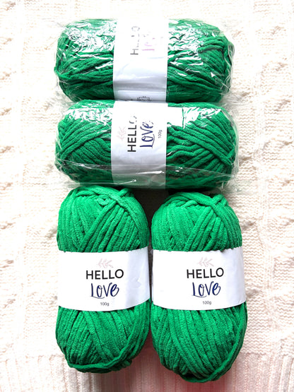 2 balls x 100g Hello Love Chenille Yarn Super Bulky Polyester - Green