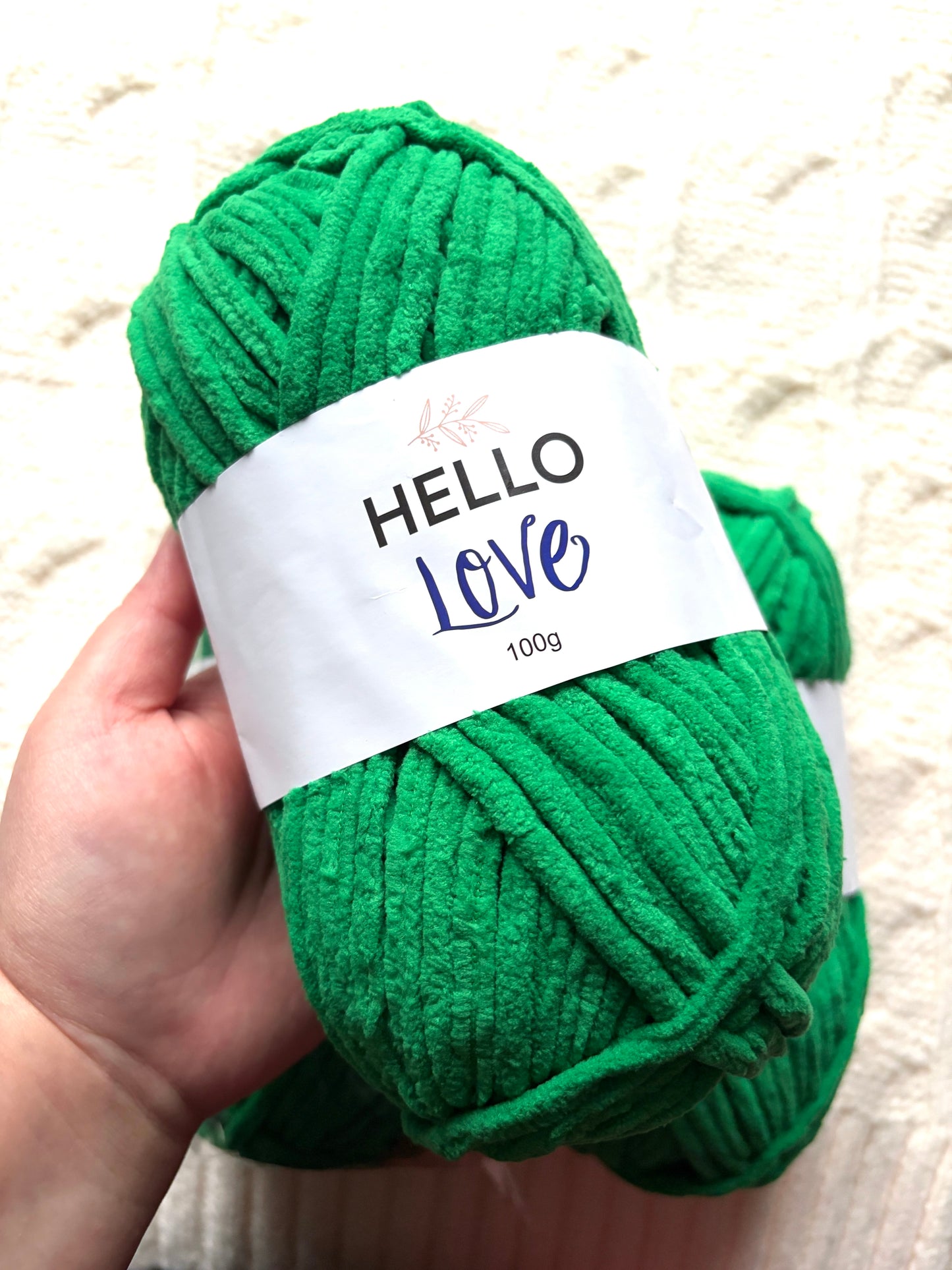 2 balls x 100g Hello Love Chenille Yarn Super Bulky Polyester - Green