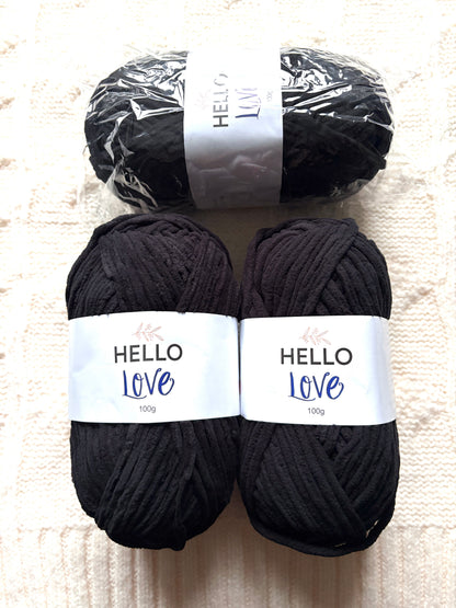 2 balls x 100g Hello Love Chenille Yarn Super Bulky Polyester - Black
