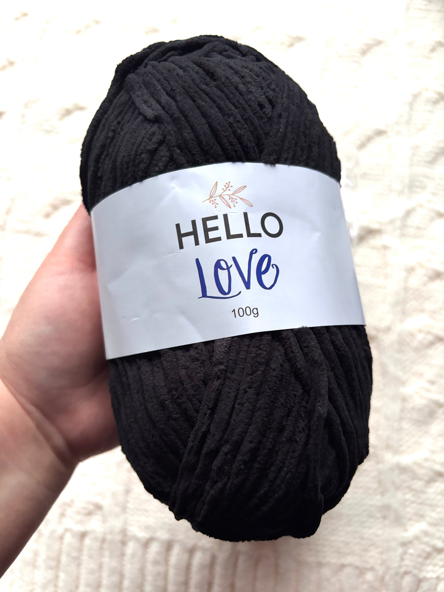 2 balls x 100g Hello Love Chenille Yarn Super Bulky Polyester - Black