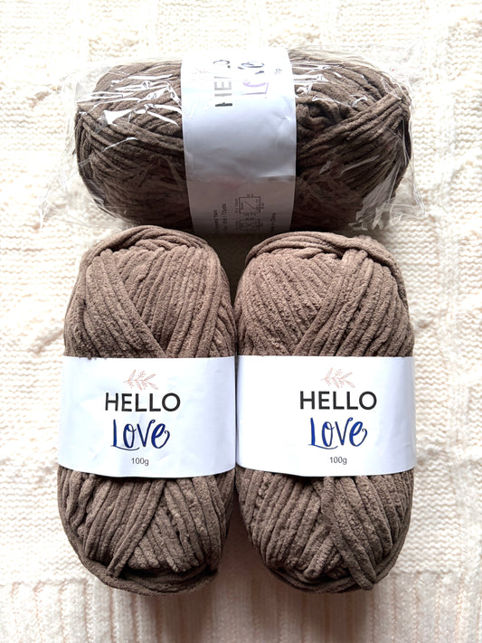 2 balls x 100g Hello Love Chenille Yarn Super Bulky Polyester - Mocha