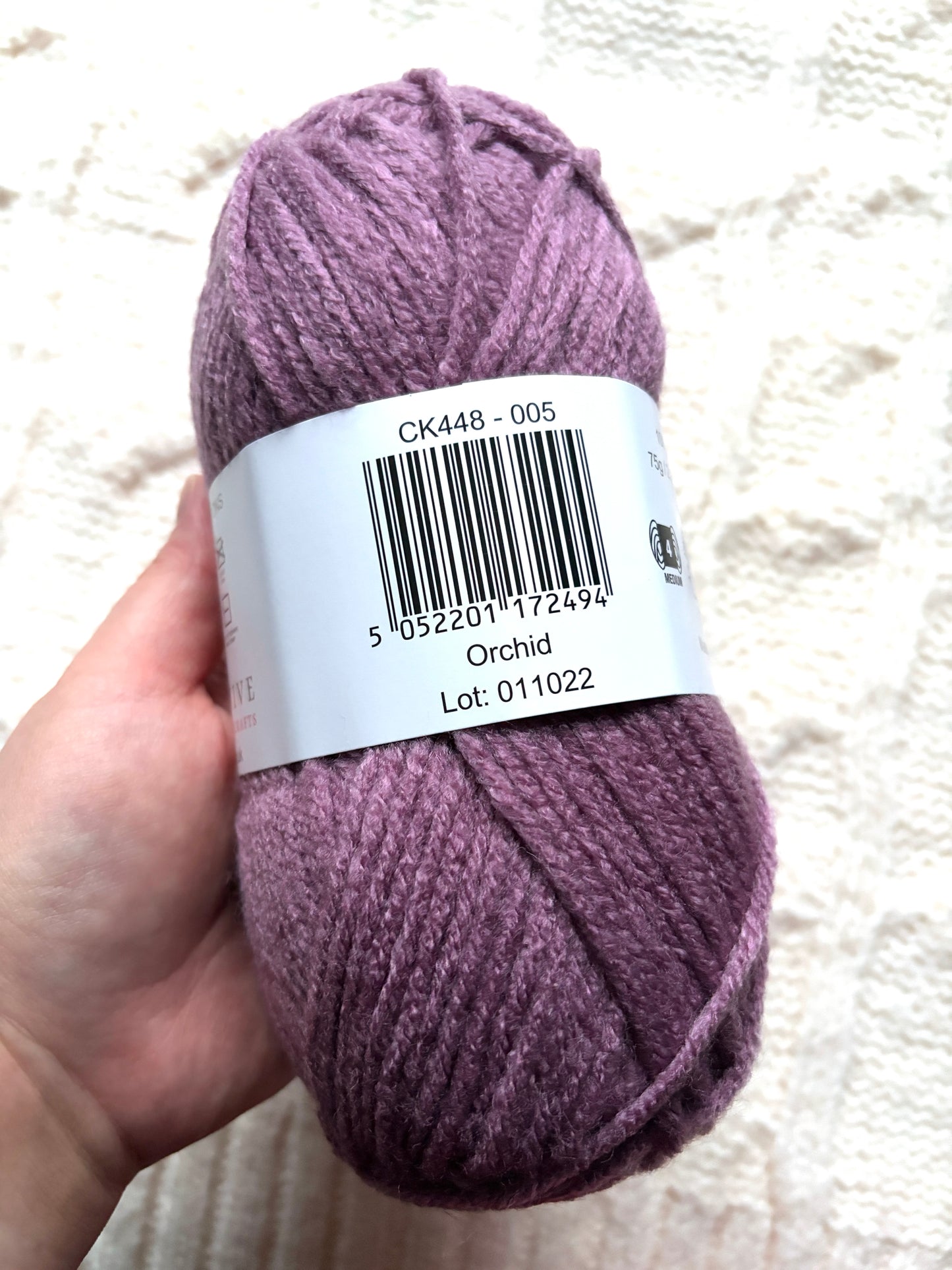 3 balls x 75g Hello Aran Yarn 100% Acrylic - Orchid