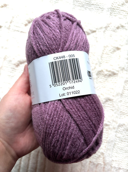 3 balls x 75g Hello Aran Yarn 100% Acrylic - Orchid
